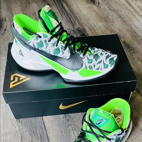 Zoom Freak 2 Pure Platinum/Pine-Green in Sz 11.5 - Picture 8 of 10